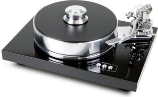 Pro-Ject Signature 10 Turntable